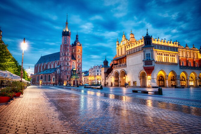 2-Hour City Walking Tour in Creepy Krakow - Key Things to Know Before You Walk
