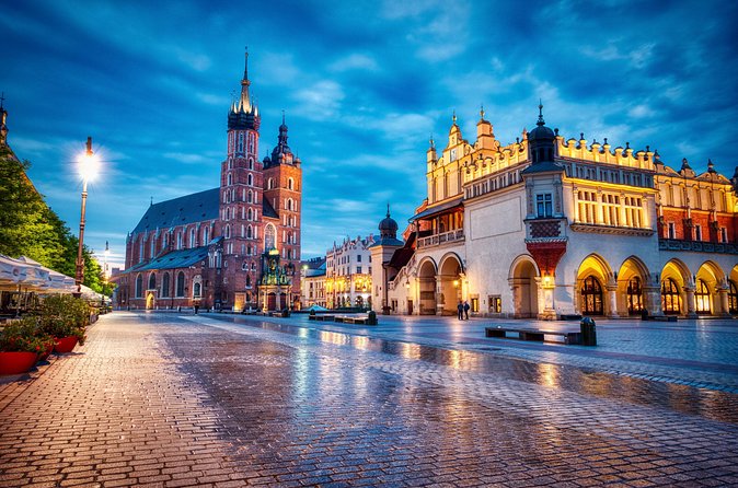 2-Hour City Walking Tour in Creepy Krakow - Who This Tour Fits Best (And Who Might Skip It)