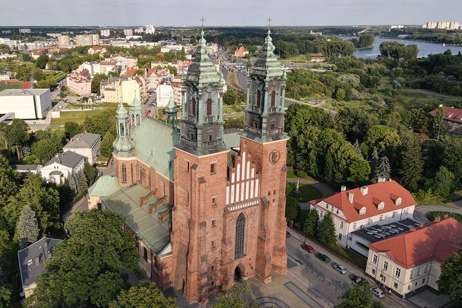 2 Hour Poznan Highlights Tour - Inside Poznan Cathedral: Golden Chapel and Art From Romanesque to Classicism