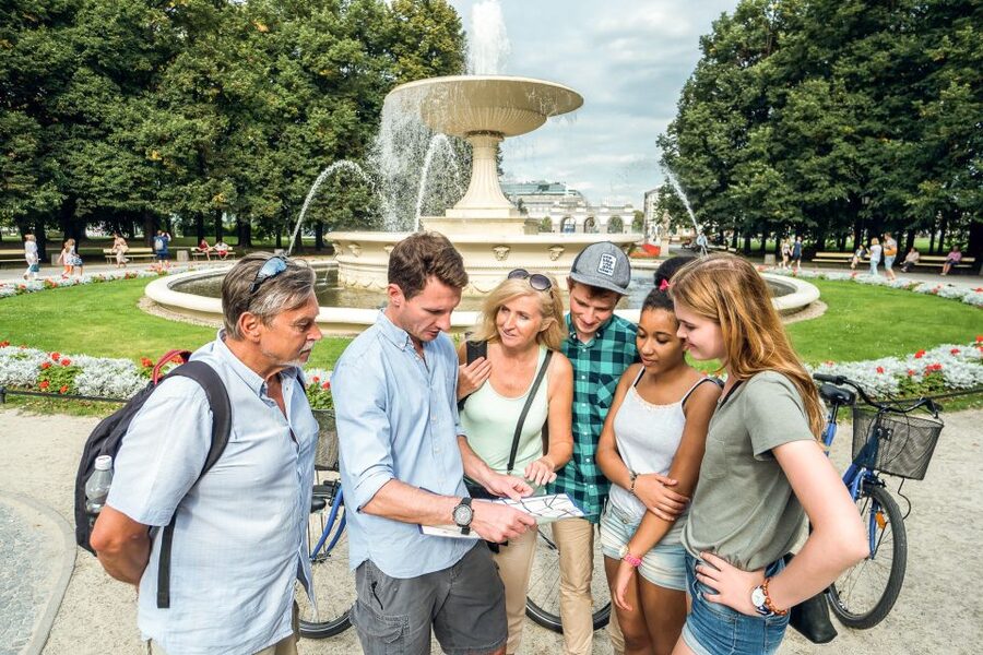3-Hour Guided Cycling Tour of Warsaw - Finding Eat Polska and Getting Set Up on a City Bike