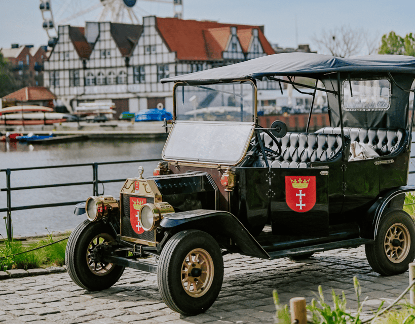 60 min of sightseeing in retro cars, Gdansk - Price and Time, What $41 Really Buys You