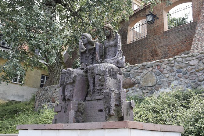 A Journey Through Old Town Warsaw - Chopin’s Heart at the Church of the Holy Cross