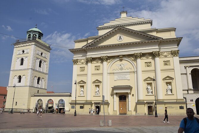 A Journey Through Old Town Warsaw - Price, Pace, and What You Should Bring