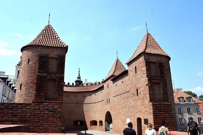 A Journey Through Old Town Warsaw - Starting at Sigismund’s Column and Royal Castle Grounds