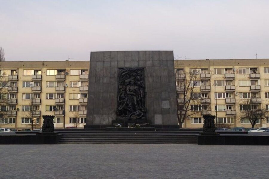 A unique walking tour of Jewish Warsaw -- past and present - Why a Jewish Warsaw walking tour works so well