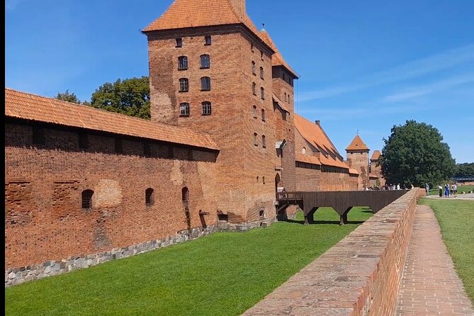 Aiport Gdansk Transfer to Malbork Castle or Stutthof - Timing that actually respects your day