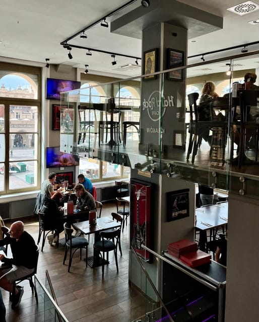 American Food Experience - Summer Garden Breaks Up the Sit-Down Rhythm