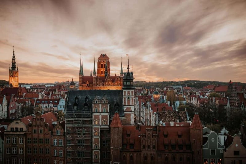 Asian Dinner Above the Rooftops of Gdańsk Old Town - Should you book NIKKA for an Asian dinner above Gdańsk?