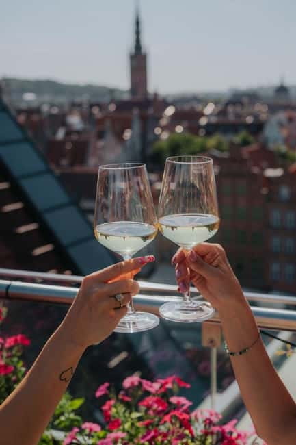 Asian Dinner Above the Rooftops of Gdańsk Old Town - Drinks and the $83 value question