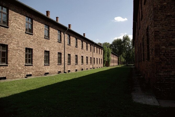 Auschwitz-Birkenau and Salt Mine Tour with private transport from Krakow - What You Learn Through the Guides (Not Just Through Signs)