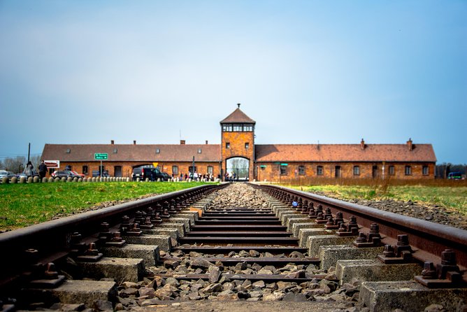 Auschwitz-Birkenau and Salt Mine with private transportation - Pickup rules in Krakow: where the van can stop