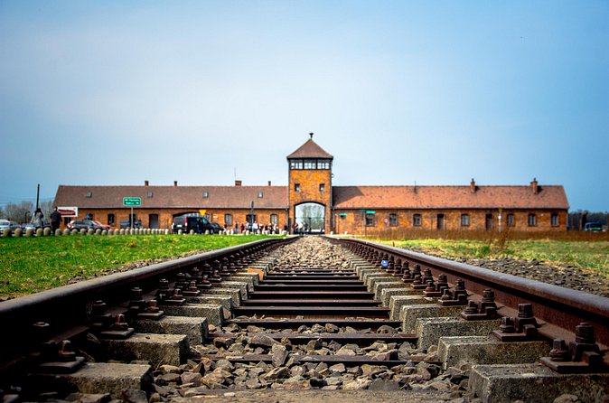Auschwitz-Birkenau and Salt Mine with private transportation - A long day from morning to night: timing, transfers, breaks, and meals