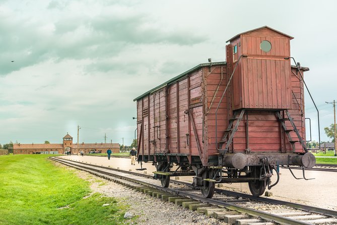 Auschwitz Birkenau and Wieliczka Salt Mine Guided Full Day Tour - The most praised parts, and how to use them to your advantage