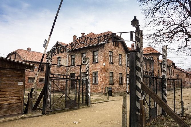 Auschwitz - Birkenau from Katowice - Pickup and transport: what makes the Katowice side easy