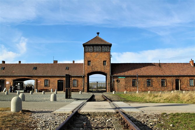 Auschwitz-Birkenau Guided Tour by Private Transport from Krakow - Key things I would note before you go