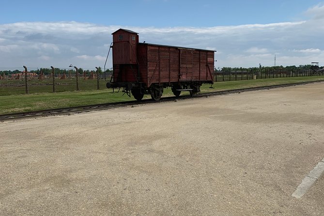Auschwitz Birkenau Guided Tour/Skip The Line/PickUp/Guide ENG - Luggage Rules and the ID Requirement You Must Not Ignore