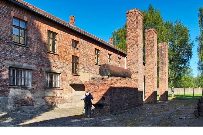 Auschwitz-Birkenau Museum and Memorial Guided Tour from Krakow - Auschwitz-Birkenau From Krakow: What This 7-Hour Day Really Means