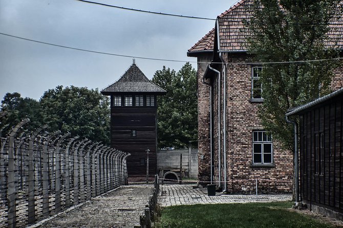 Auschwitz-Birkenau Tour from Wrocław - Timing, Crowds, and How Not to Feel Rushed