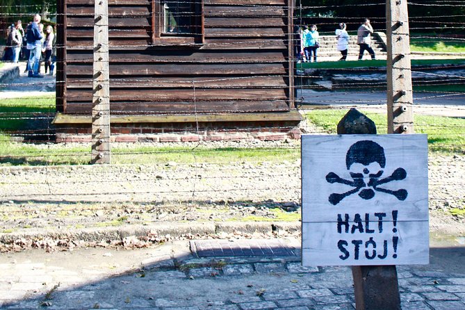 Auschwitz-Birkenau Tour: Tickets + Transportation from Krakow - Auschwitz I: how the first 2-hour guided block works