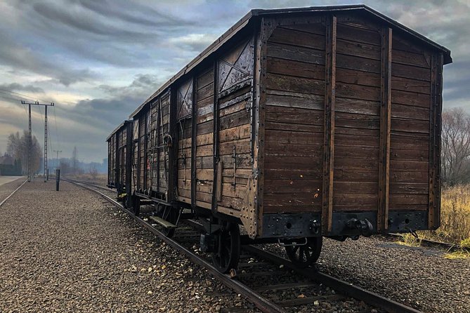 Auschwitz Birkenau Tour with Private Transport from Kraków - Communication, pickup by WhatsApp, and why it matters on a long day