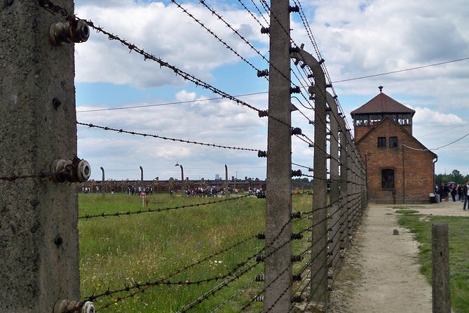 Auschwitz-Birkenau & Wieliczka in one day (Guided tour) - Comfort, Shoes, and Small Things That Save Your Day