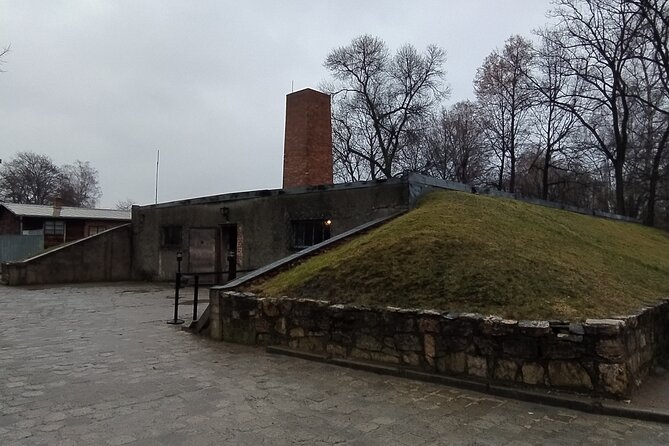 Auschwitz Museum and Salt Mine Tour with Private Transport - Timing at Auschwitz: lunch breaks and why you should plan snacks