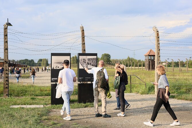 Auschwitz with Minivan Hotel Pickup from Krakow - Door-to-Door Krakow Pickup, With an Eye on Real Convenience