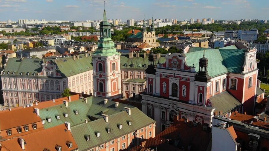 Cathedral & Old Town - Why Cathedral Island is the best starting point