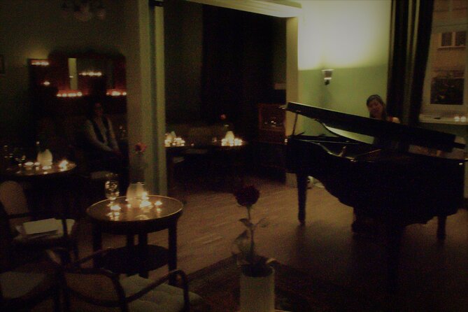 CHOPIN - Painted by Candlelights with Wine: Warsaw Concert - Stepping into the Chopin Salon across from the National Museum