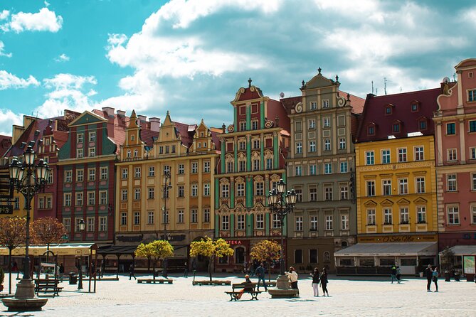 CITY QUEST WROCLAW: unlock the mysteries of this city! - The rhythm of play: pacing, hints, and staying flexible