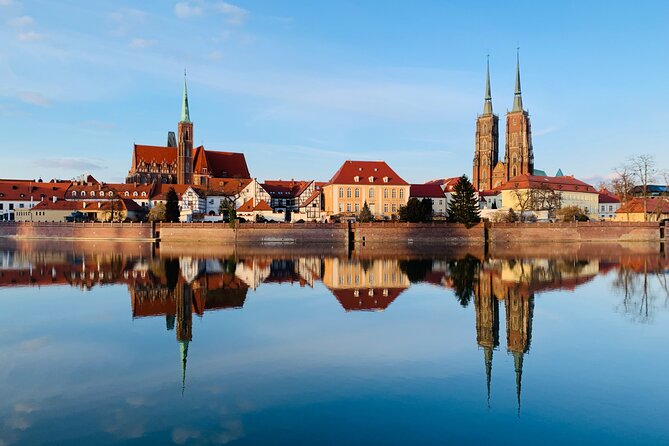 CITY QUEST WROCLAW: unlock the mysteries of this city! - Logistics that matter: private group, location, and when to go