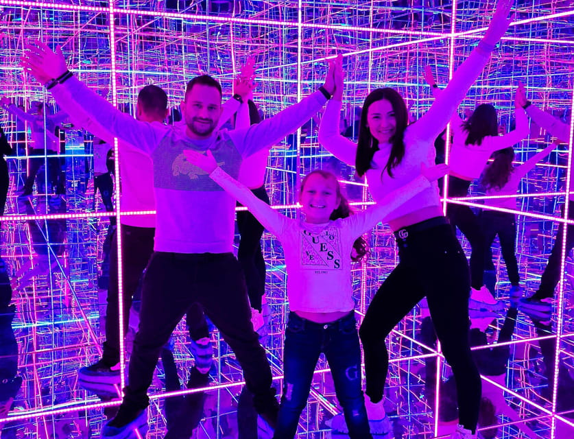 Cracow House Of Attractions: Guided Admission to attractions - Start with the mirror maze, then let the Infinity Room reset your brain