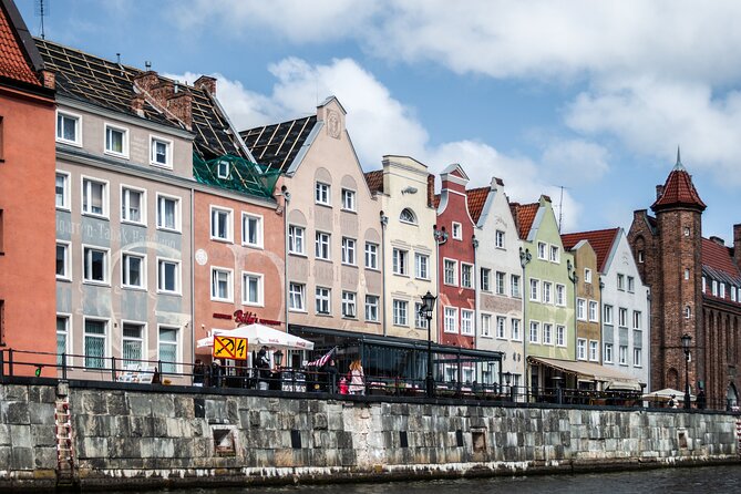 Cruises on the Motlawa River - The river route: Teutonic Castle remains to Dlugie Pobrzeże water gates