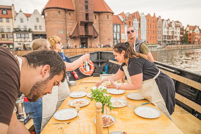 Culinary Cruises Pierogi Tasting Motława - Guide quality is part of the deal (and it shows)