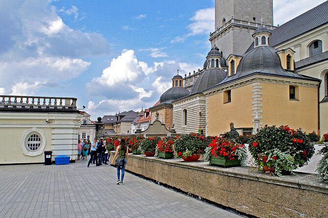 Częstochowa Black Madonna and Lagiewniki Tour from Krakow - Door-to-door logistics from Krakow (and why it matters)