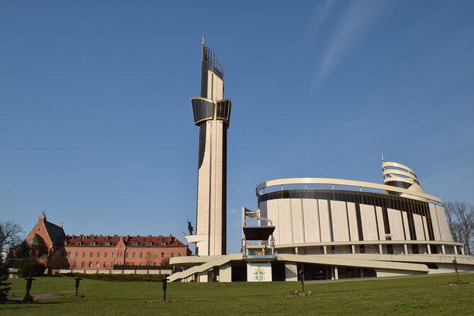 Częstochowa Black Madonna and Lagiewniki Tour from Krakow - Entering Łagiewniki’s Divine Mercy Sanctuary without feeling rushed