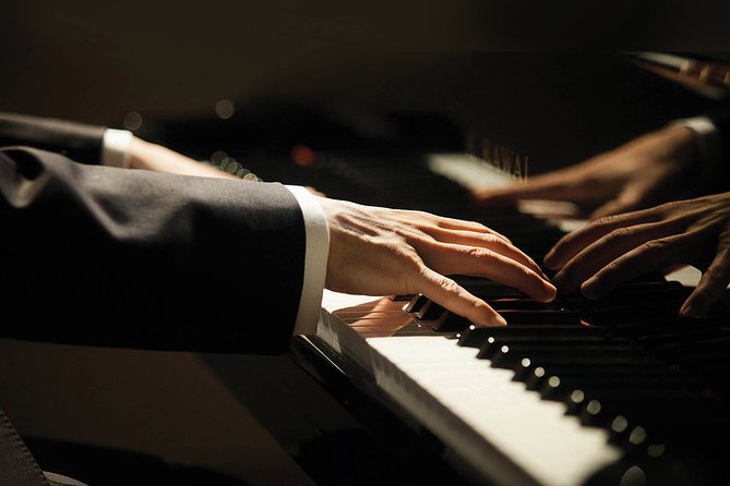 Daily live piano Chopin's concerts at 6:30 pm in the Warsaw Archdiocese Museum - Should You Book This Chopin Concert in Warsaw?