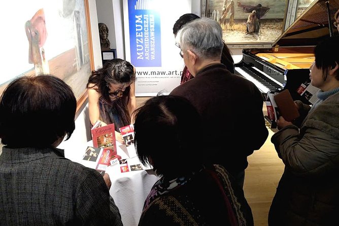 Daily live piano Chopin's concerts at 6:30 pm in the Warsaw Archdiocese Museum - Finding the Museum at Ulica Dziekania 1, and Why Timing Matters