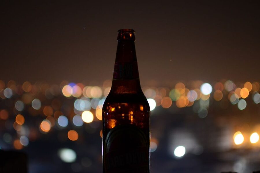 Discover the Best Local Beers in Krakow with Private Guide - Meeting in Kazimierz, right by the Old Synagogue steps