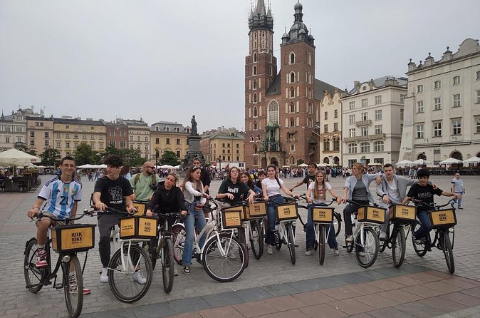Discover the Jewish Quarter with a Bike Tour - Schindler’s List Passage: how the film connects to the streets