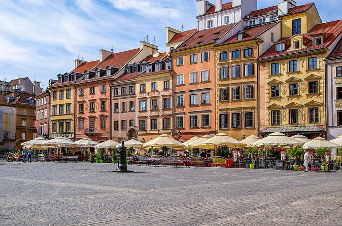 Discover Warsaw’s most Photogenic Spots with a Local - Palace of Culture and Science, Warsaw’s Soviet-Era Giant