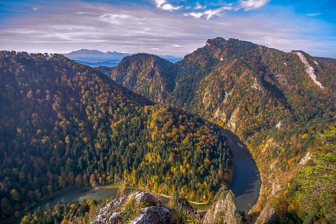 Dunajec River rafting, regular small group tour from Krakow - Sromowce Niżne to the boats: where the classic rafting starts