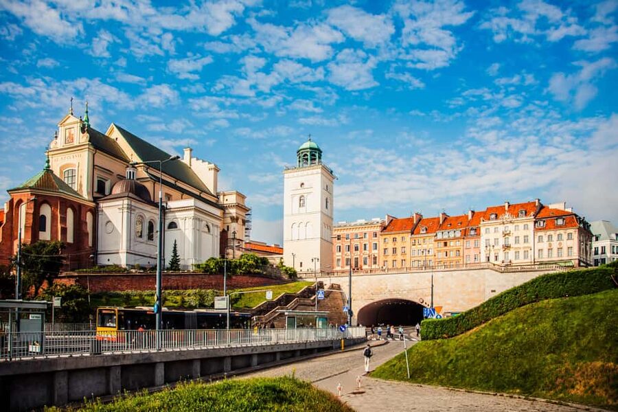 Eco Bike Tour of Warsaw Old Town, Top Sights and Nature - The 4-hour option: Royal Łazienki Park and Lazienki Palace on the Water