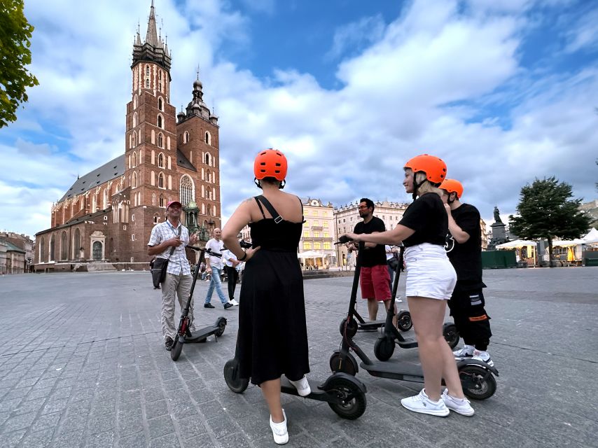 Electric Scooter Tour: Full Tour (Old Town + Jewish Quarter) - How the 210 minutes actually feel in practice