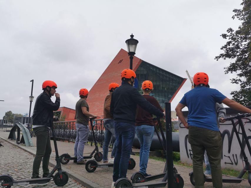 Electric Scooter Tour: Full Tour (Old Town + Jewish Quarter) - What makes the guide matter, and how you can use their tips