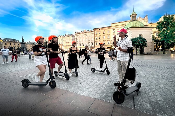 Electric Scooter Tour: Old Town Tour - 1,5-Hour of Magic! - The 90-minute flow: training, riding, and guided stories