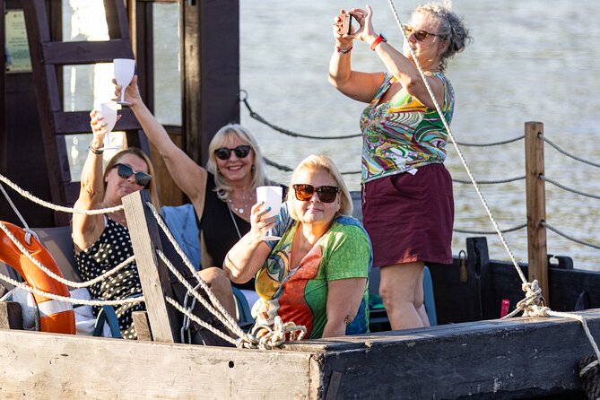 Evening Cruises with Drinks - Duration, Timing, and How to Fit This Into Your Day