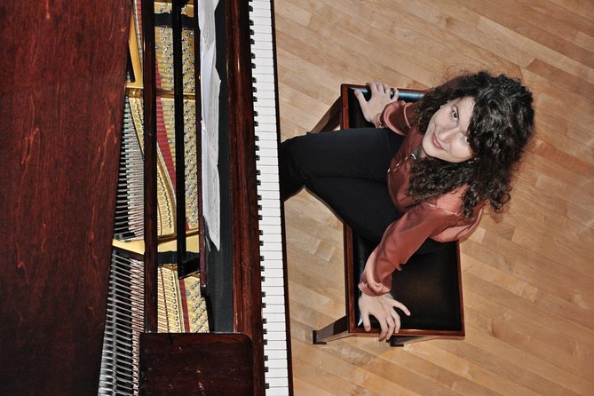 Everyday concerts of Chopin's music at the Old Town in Warsaw - Time for Chopin in Warsaw Old Town: what makes it special