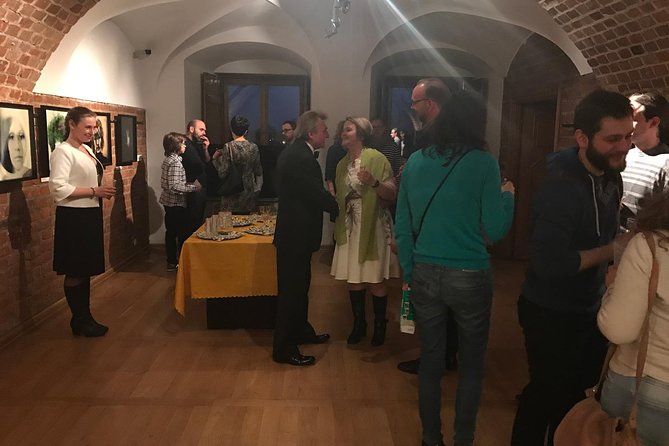 Everyday concerts of Chopin's music at the Old Town in Warsaw - The one-hour concert format, split with an intermission