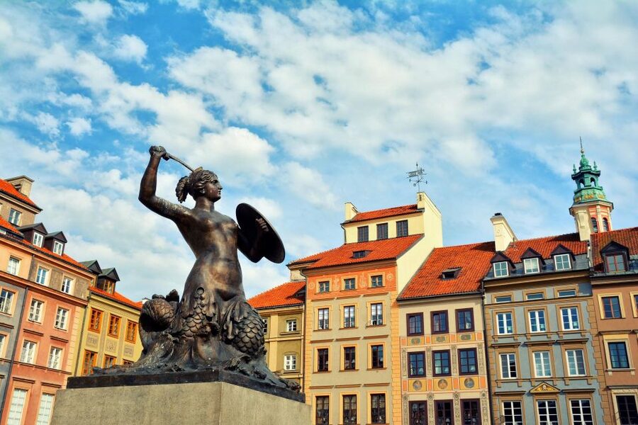 Family Tour of Warsaw Old Town with Fun Activities for Kids - The 2-Hour Option: Medieval Legends, Major Churches, and the Royal Castle
